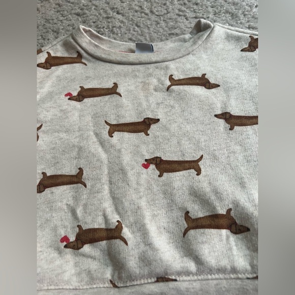 Old Navy Valentine’s Bundle 6-12 Months - Picture 4 of 5